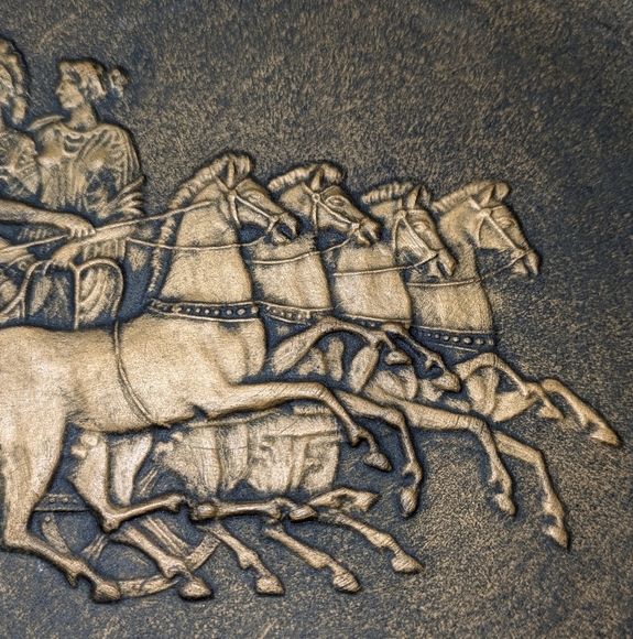 Vintage 1950's Greek Chariot Raised Motif - Greek Pottery Decorative Plate - Picture 8 of 12